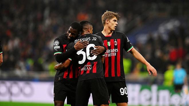 官方：阿森纳签下16岁金特罗兄弟，两人于2027年正式加盟