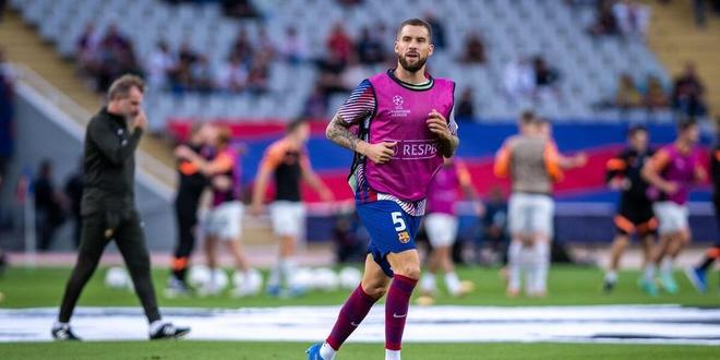 巴萨严打黄牛票！百起转售案震撼揭露，法兰克福战役前瞻