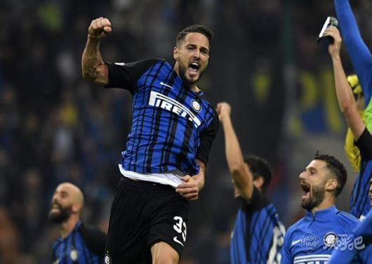 王曼昱横扫李恩惠，孙颖莎等人观摩学习，蒯曼混双横扫韩国组合