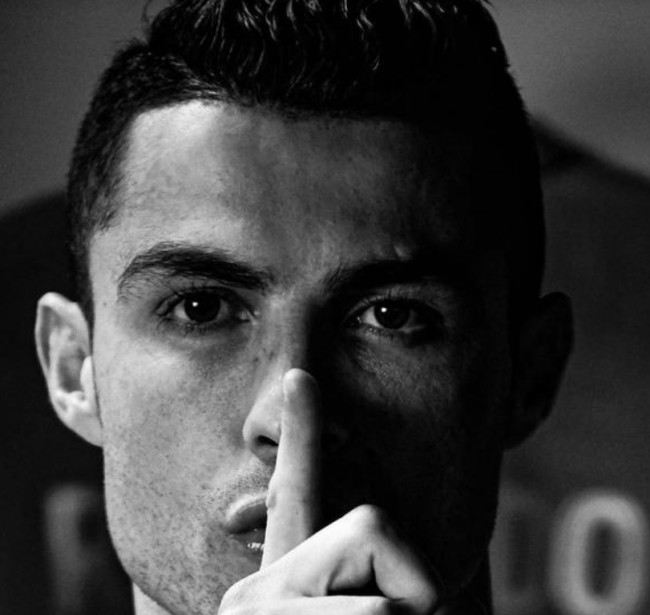 法媒：登贝莱已恢复个人训练，有望进入欧冠战热刺大名单（法媒：登贝莱恢复单独训练，有望入选欧冠对阵热刺名单）