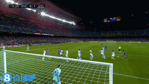 1射0正！利物浦亿元先生首发68分钟几乎隐形 数据惨淡态度更差