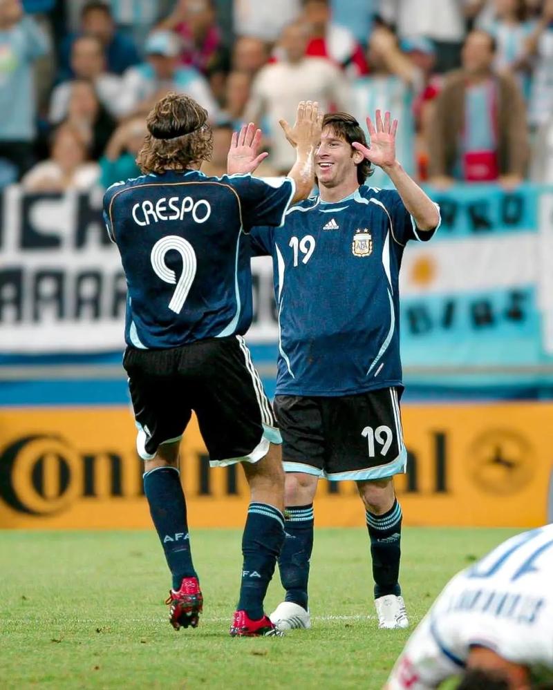 因涉嫌种族主义与性别歧视，费城联合体育总监已被停职