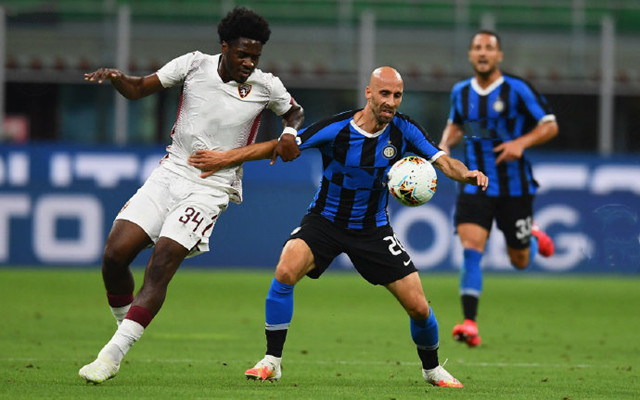 哈兰德自英超首秀以来13次中框，同期仅次于努涅斯和B费（英超处子秀至今，哈兰德已13次击中门框，仅落后努涅斯与B费）