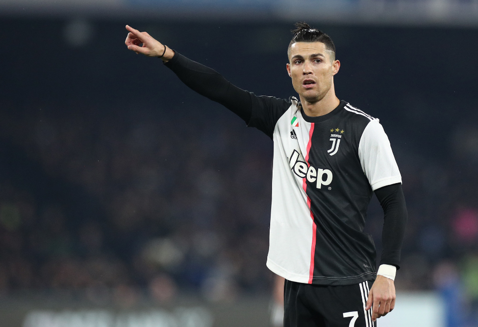 英超战报：埃基蒂克双响，田中碧绝平，利兹联3-3利物浦