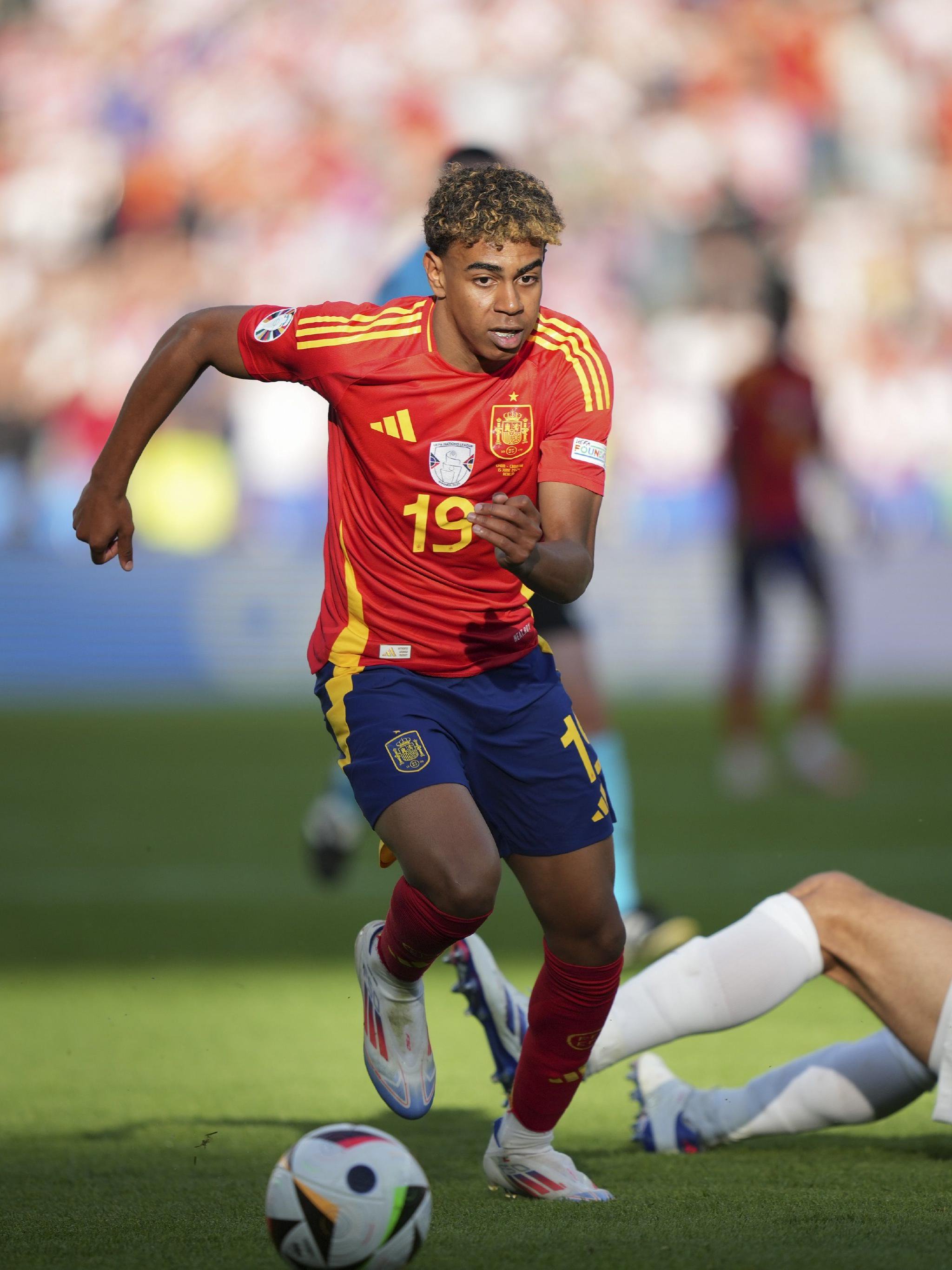 水土不服，维尔茨和西蒙斯自登陆英超以来，进球数均为0（英超难适应？维尔茨与西蒙斯至今未破门）