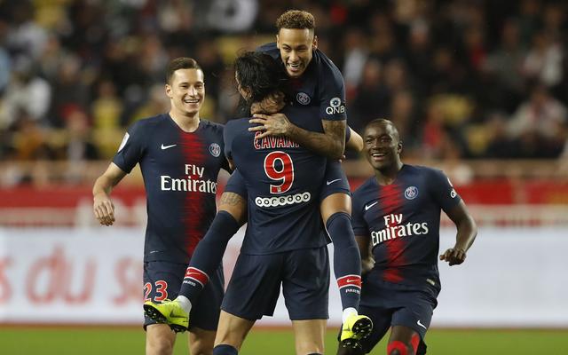 埃孔：尼日利亚足协结清欠款，全队团结一心备战比赛（埃孔：尼日足协已结清欠款，球队上下同心备战）