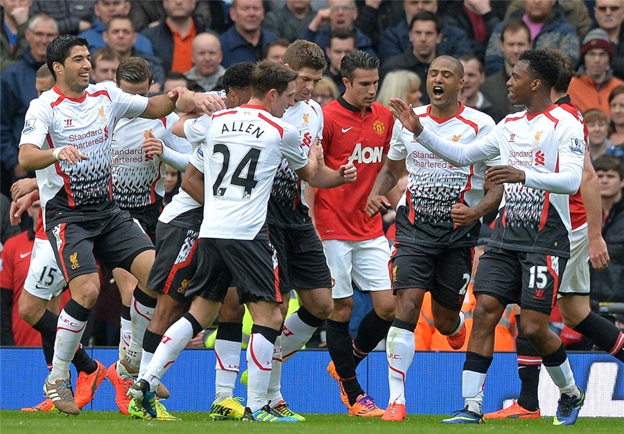 英超战报：福登传射，迪亚斯世界波，曼城3-0十人桑德兰（英超快讯：福登传射立功，迪亚斯世界波破门，曼城3-0轻取十人桑德兰）